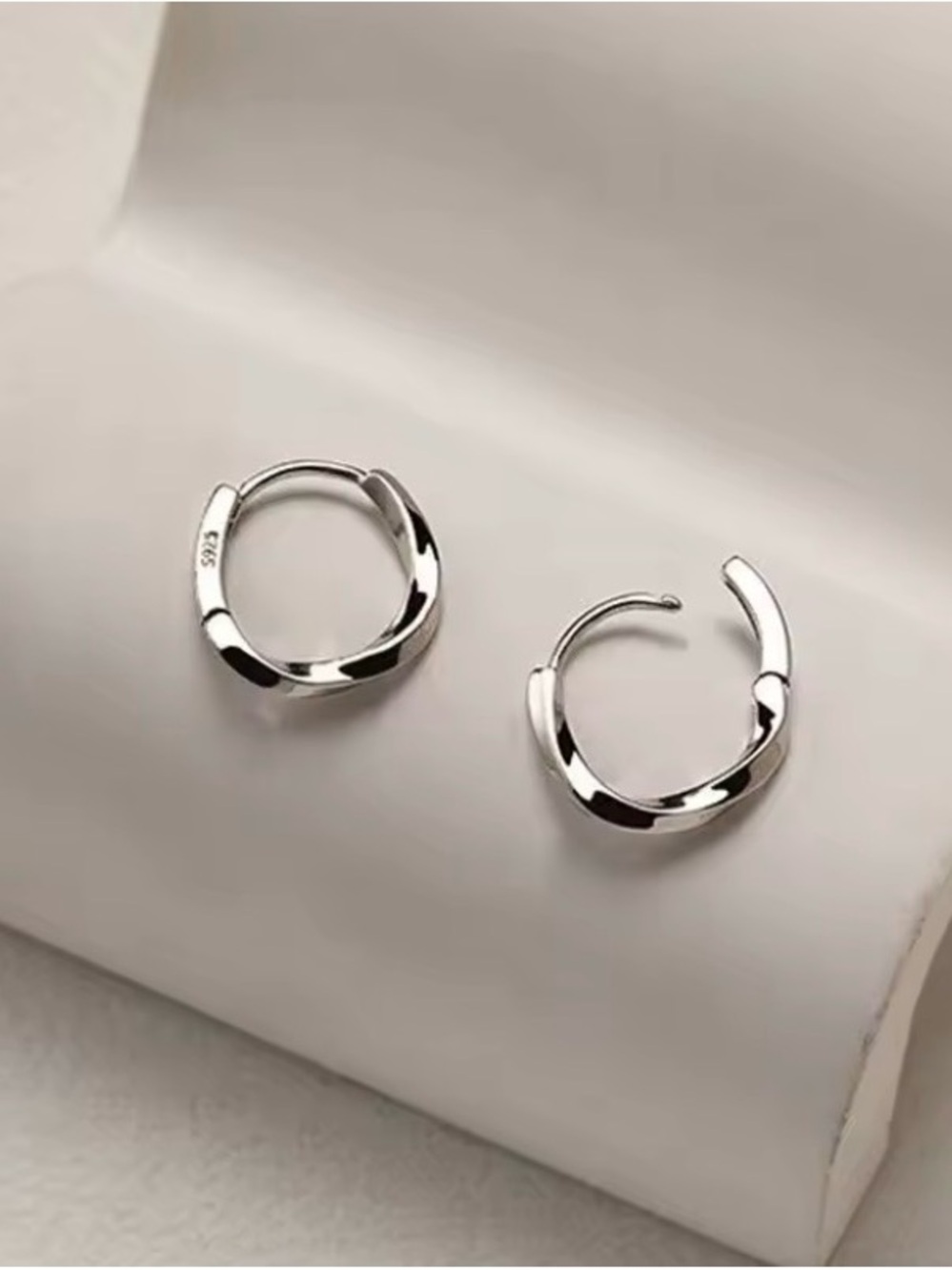 .925 Sterling Silver Twisted Hoop Earrings - Polished Silver